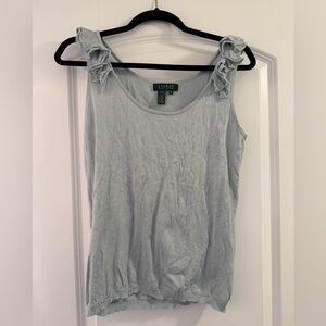 Women’s Ralph Lauren Shirt. Size M